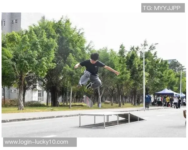 广州滑板队比赛经验分析与数据解读探讨团队表现与成长路径